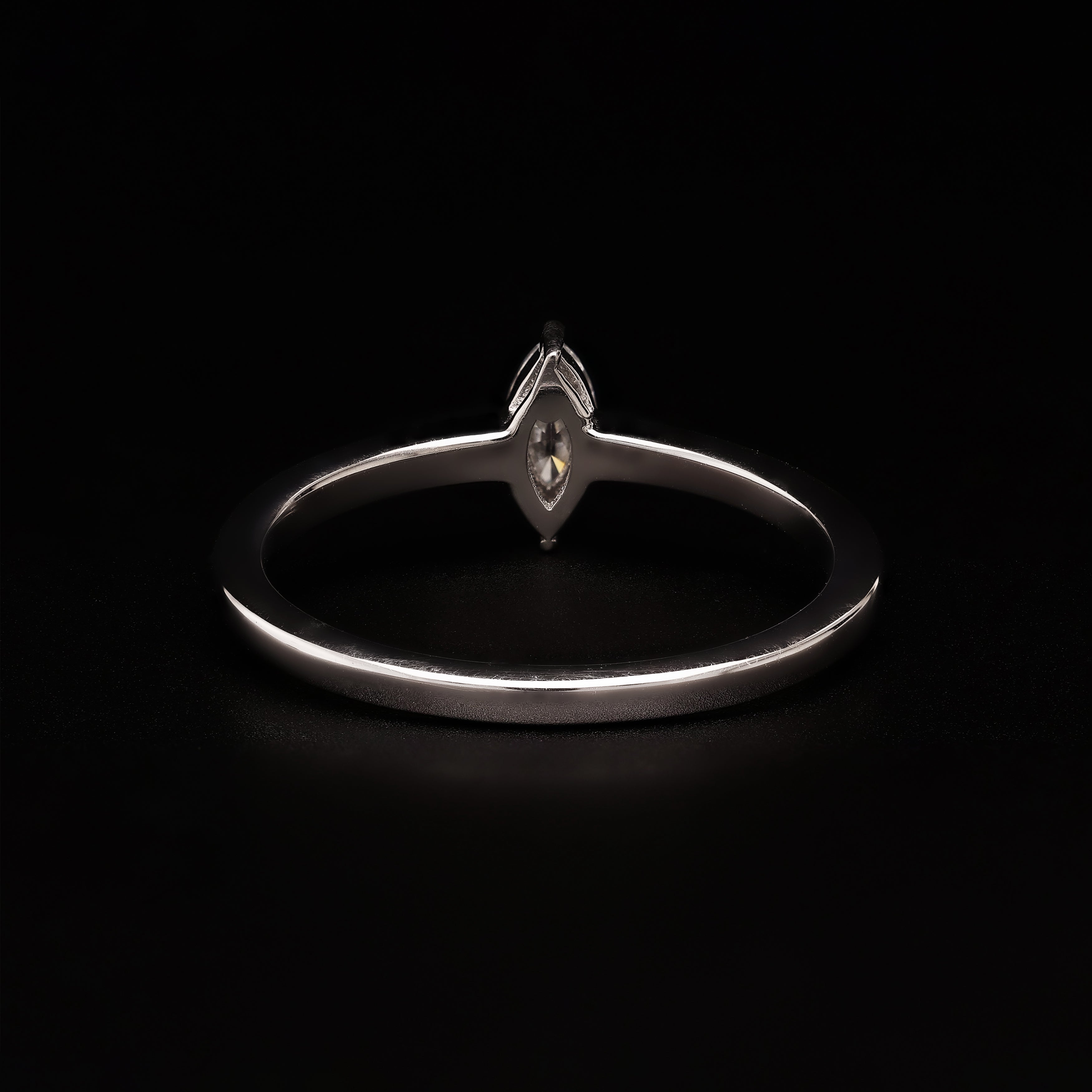 Minimalist Marquise – Sleek Solitaire Ring