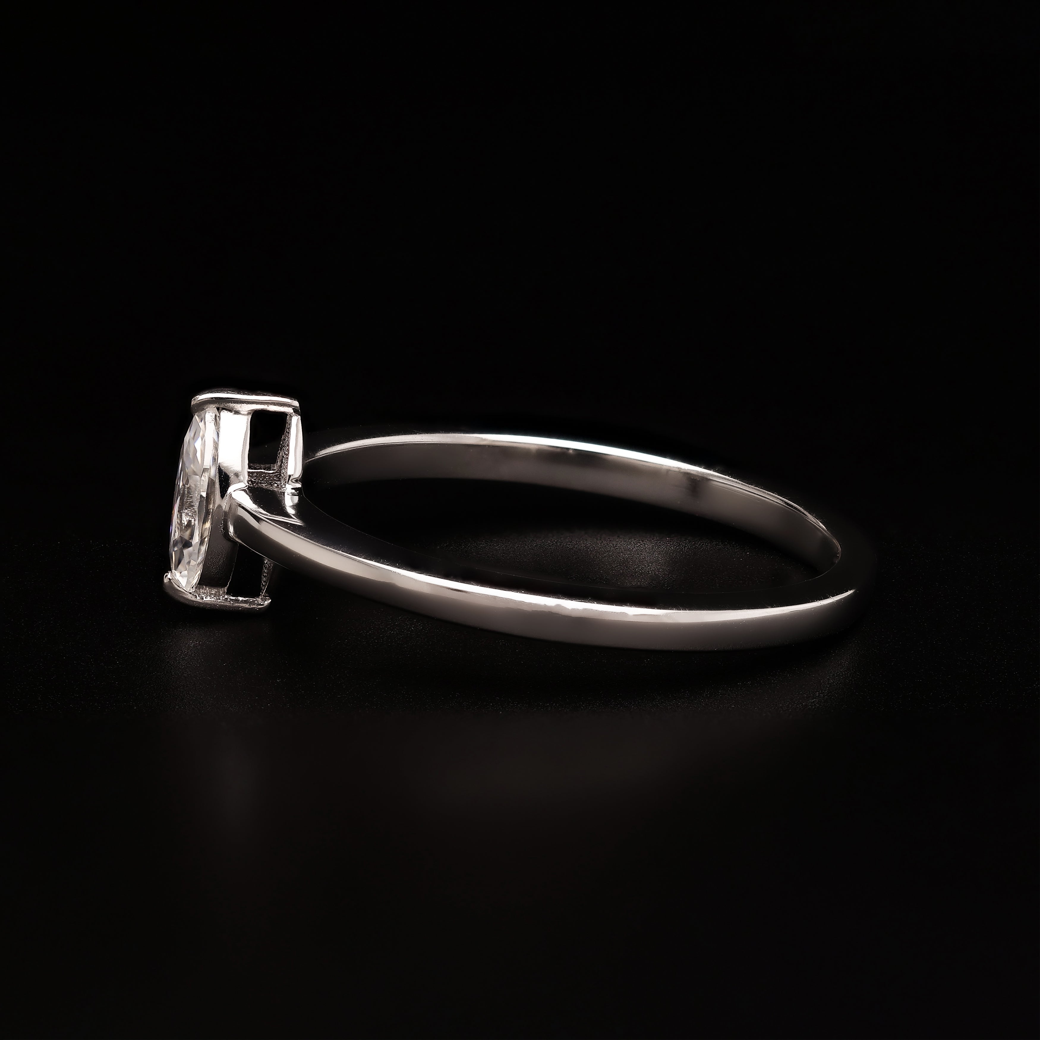 Minimalist Marquise – Sleek Solitaire Ring