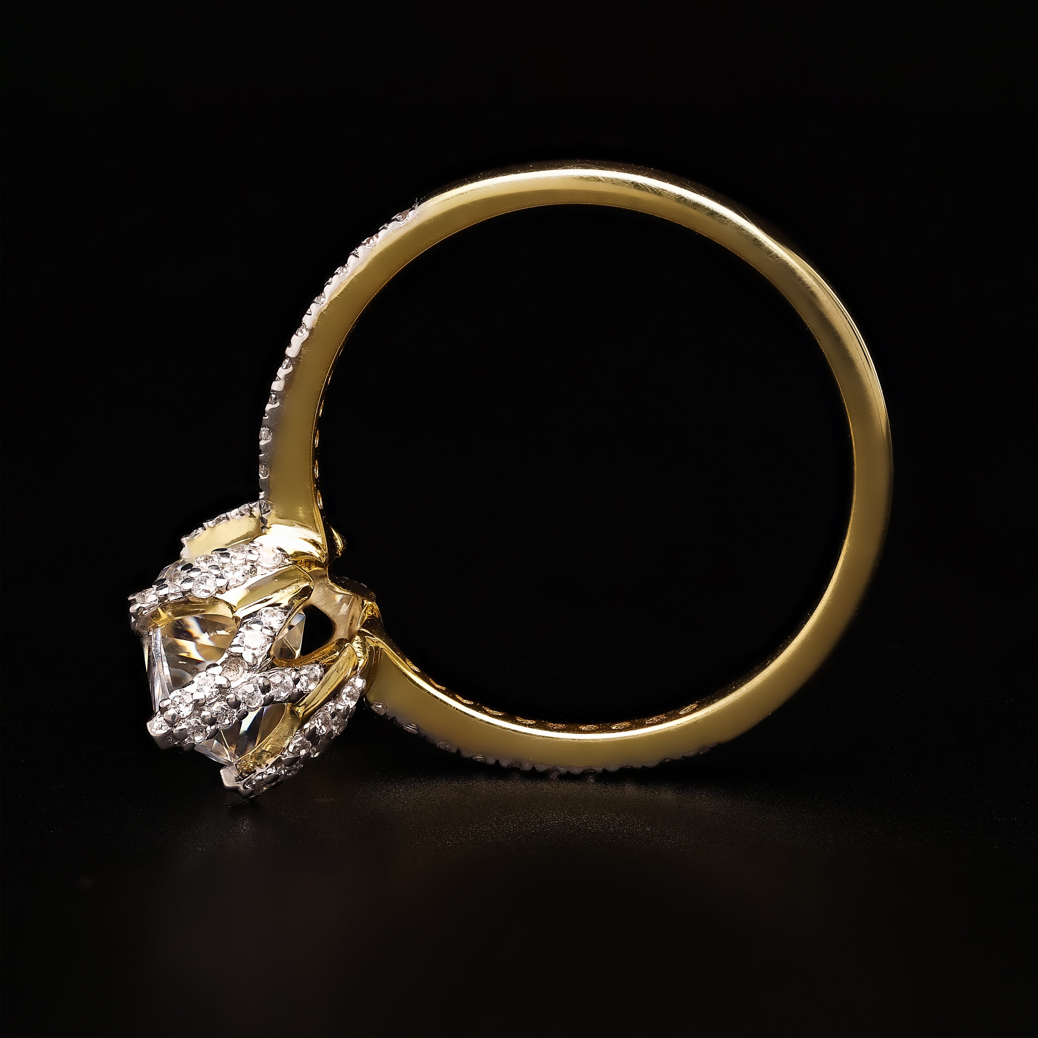 Marquise Pave Luminé – Two-Tone Spark