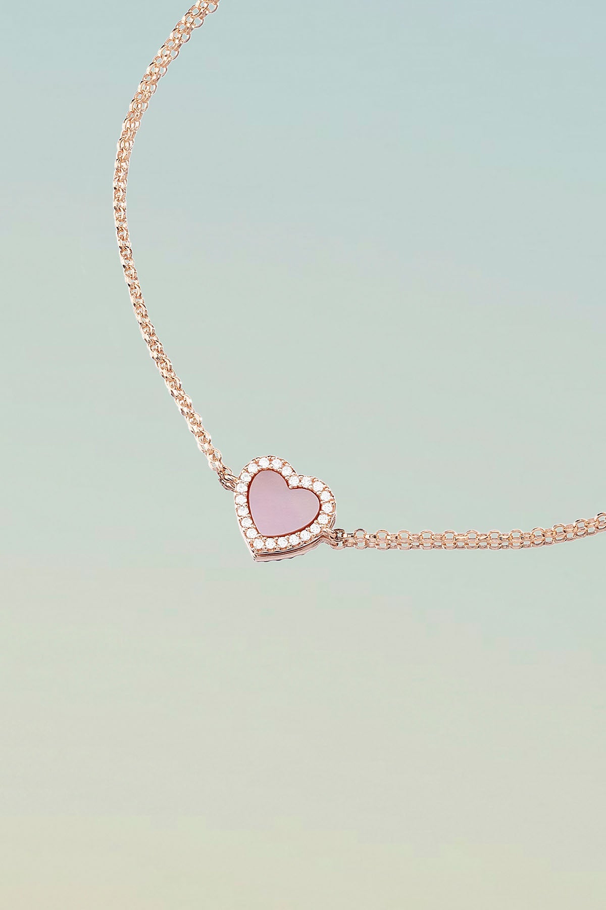 Pink Nacre Heart Adjustable bracelet