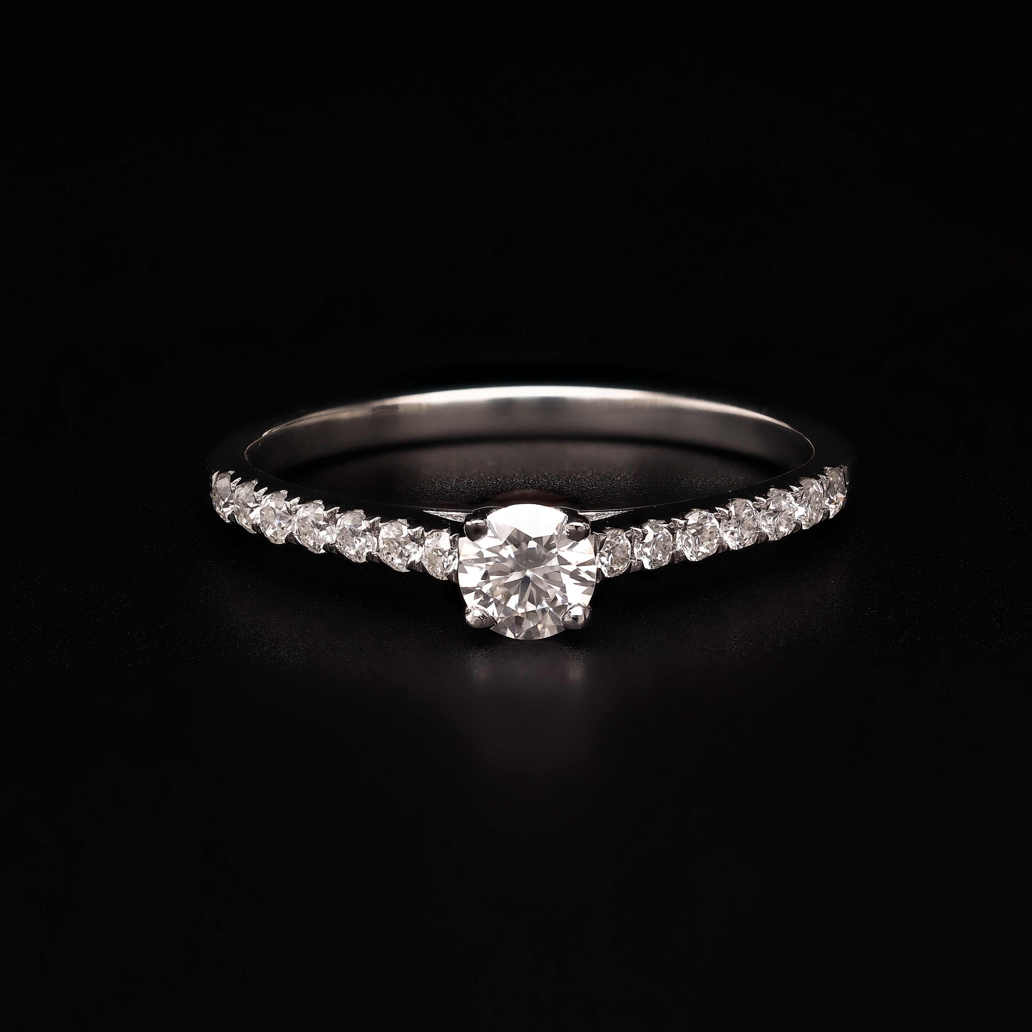 Dazzling Pave Promise – Modern Solitaire Signature