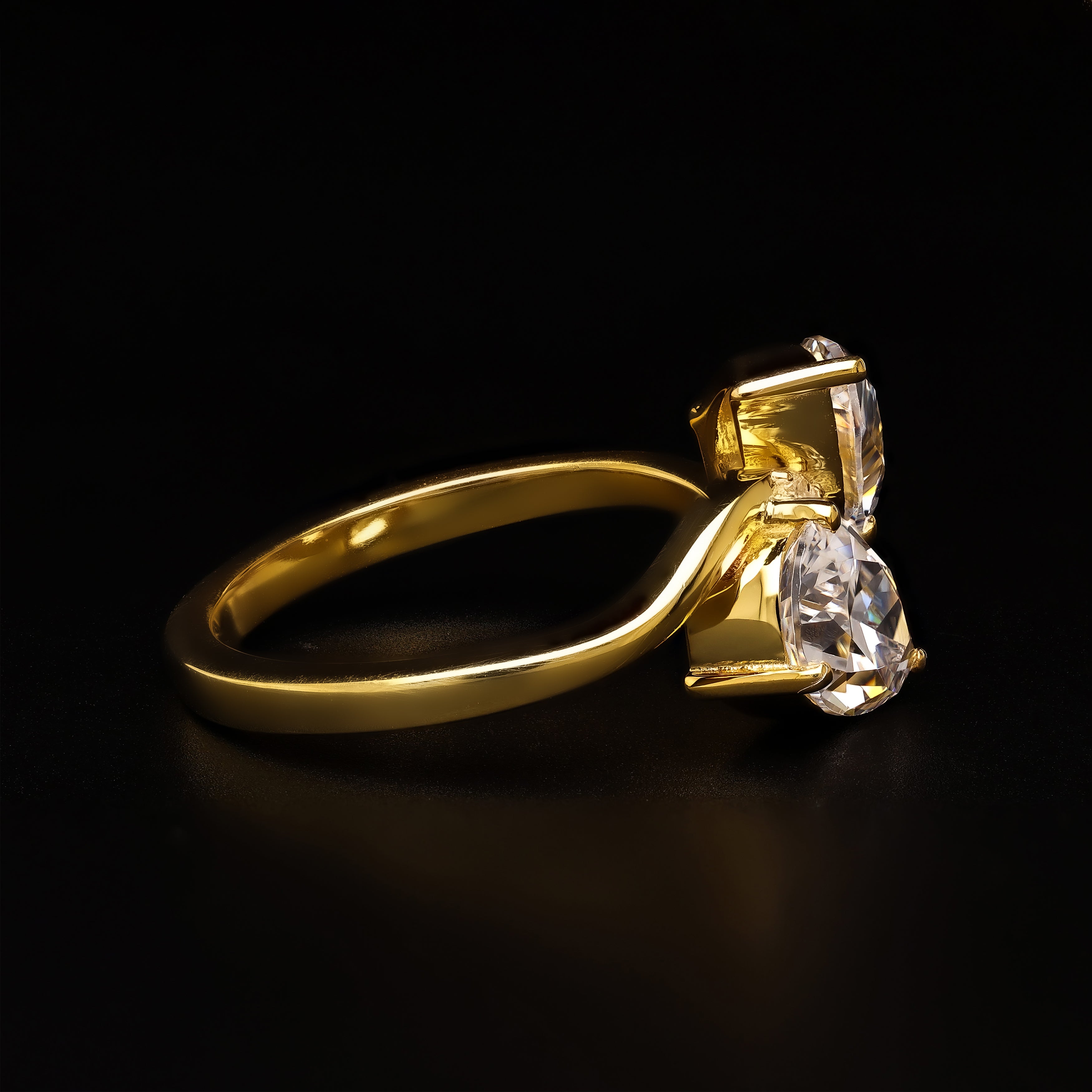 Two-Pear Radiance – A Toi et Moi Statement Ring