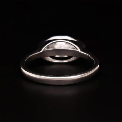 Marquise Arc – East-West Bezel Brilliance