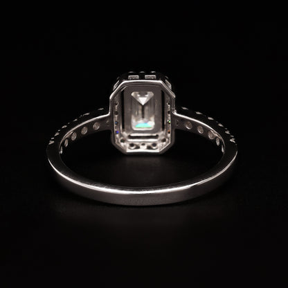 Emerald-Cut Halo Radiance