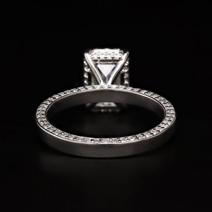Radiant Infinity – Side Pavé Brilliance