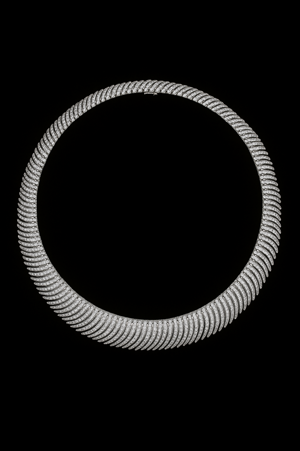 Statement Palm Choker