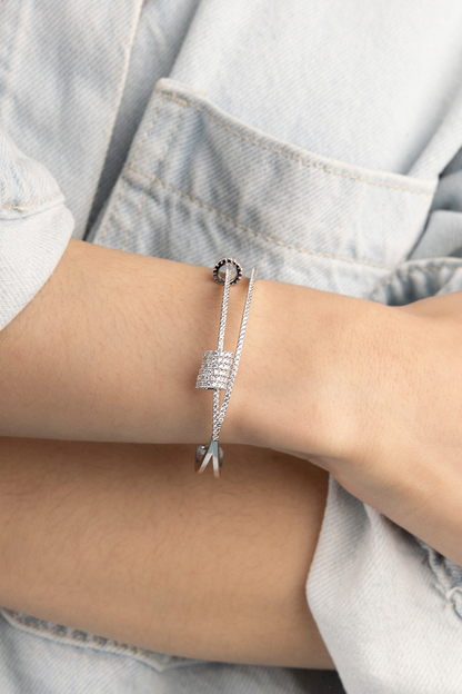 Cuff with Sliding Rings