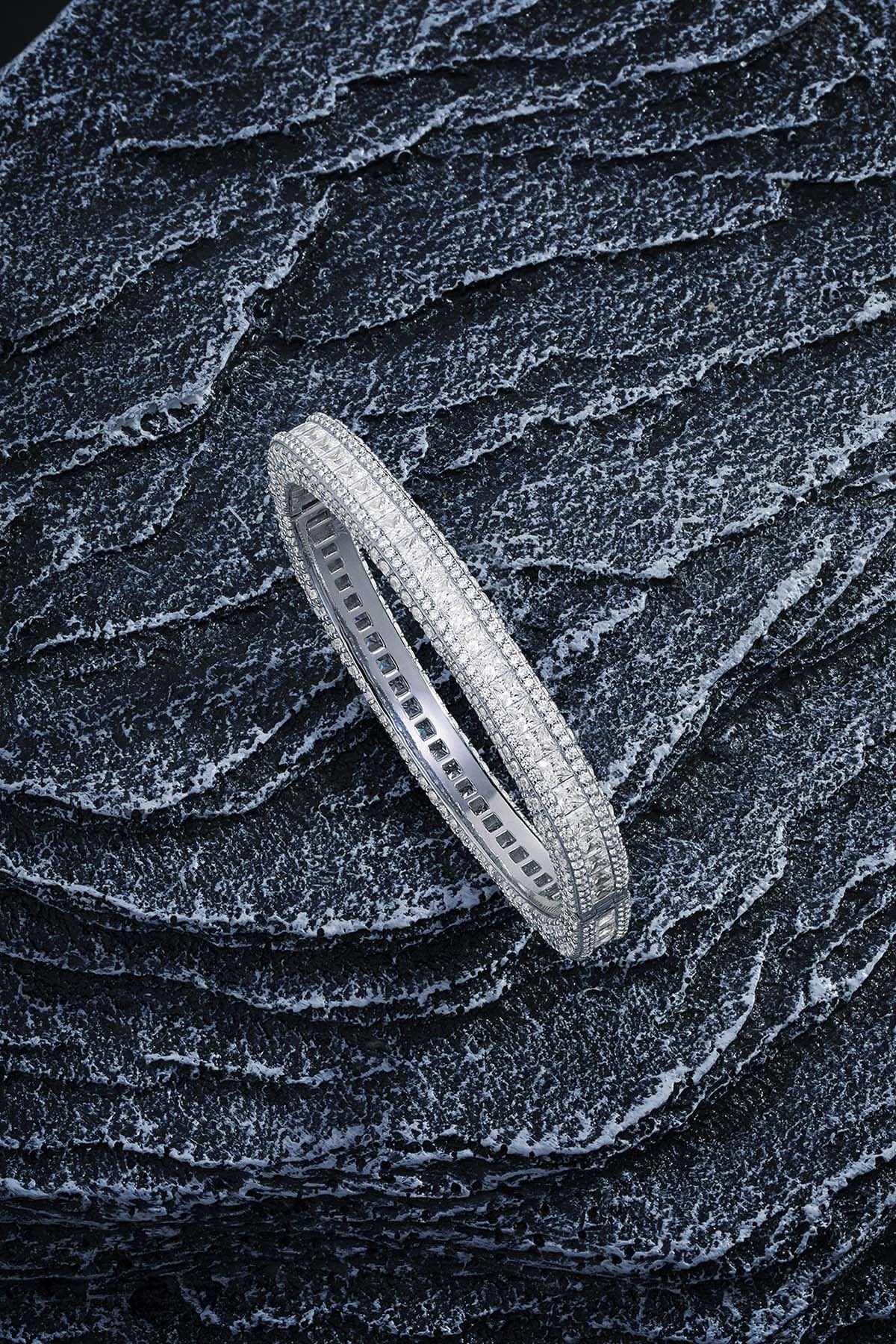 Pavé Bangle