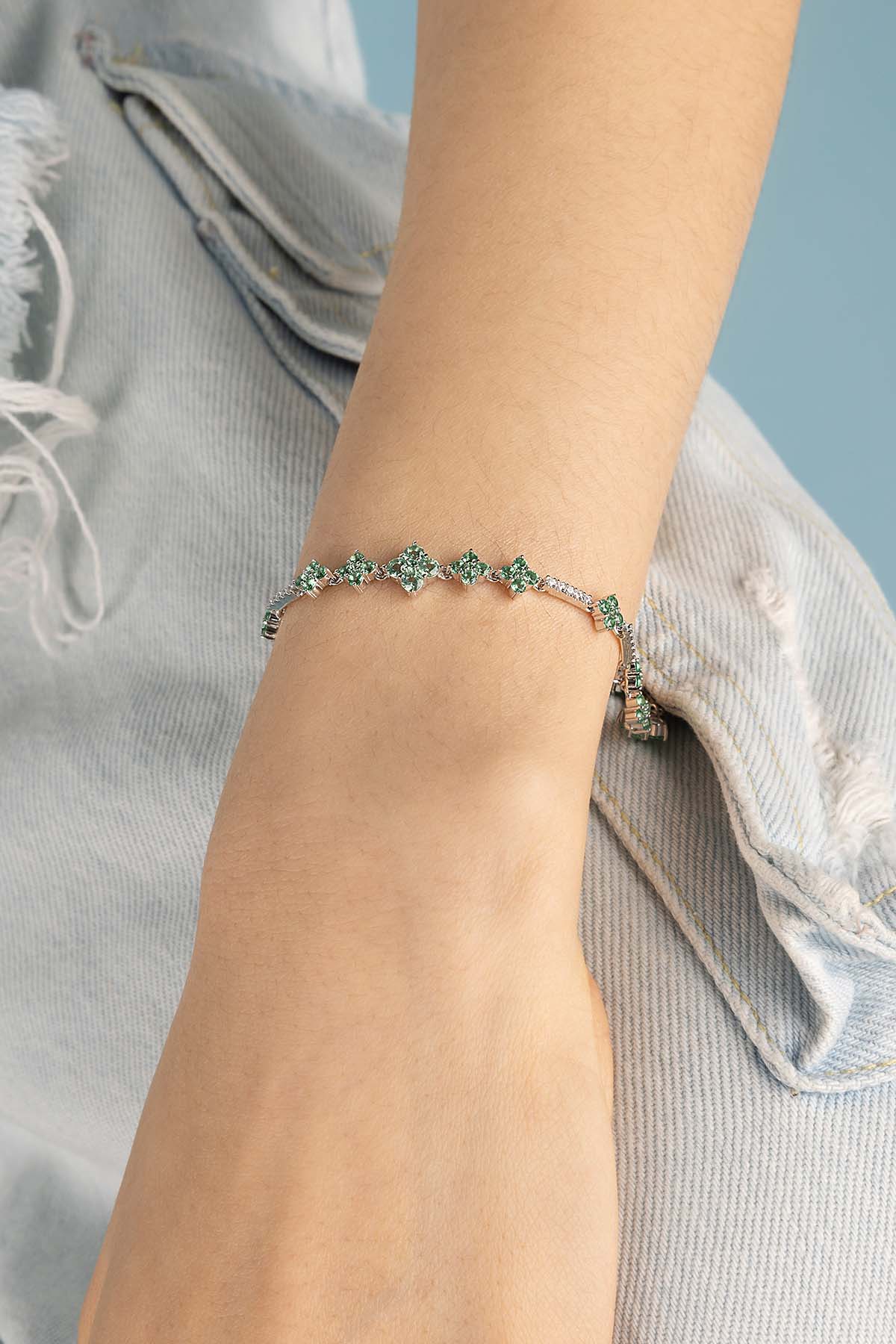Pastel Green Spark Bracelet