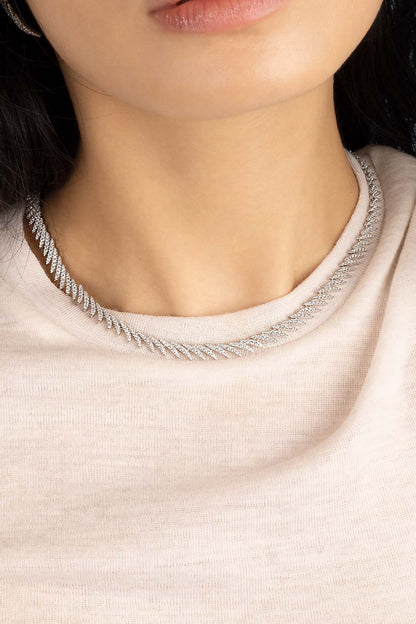 Palm Choker