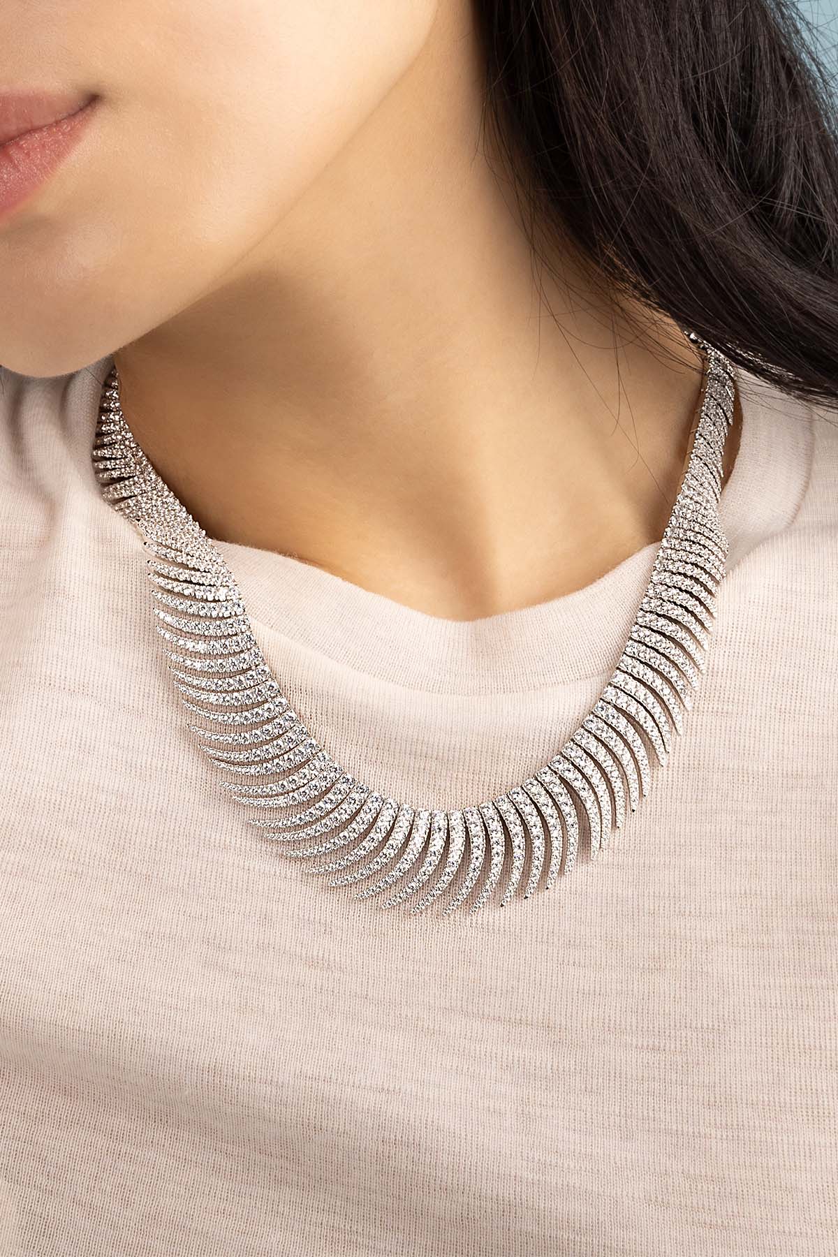 Statement Palm Choker