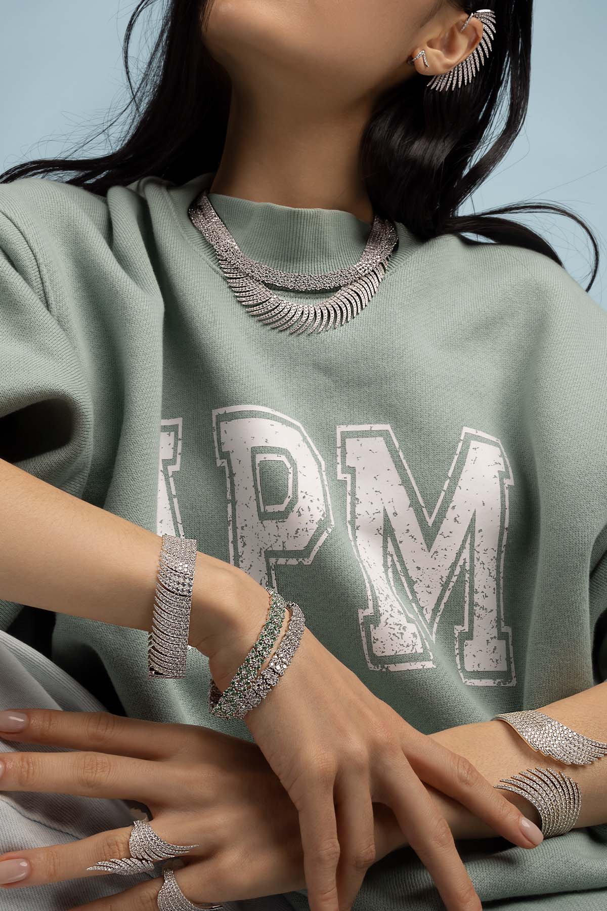 Statement Palm Choker