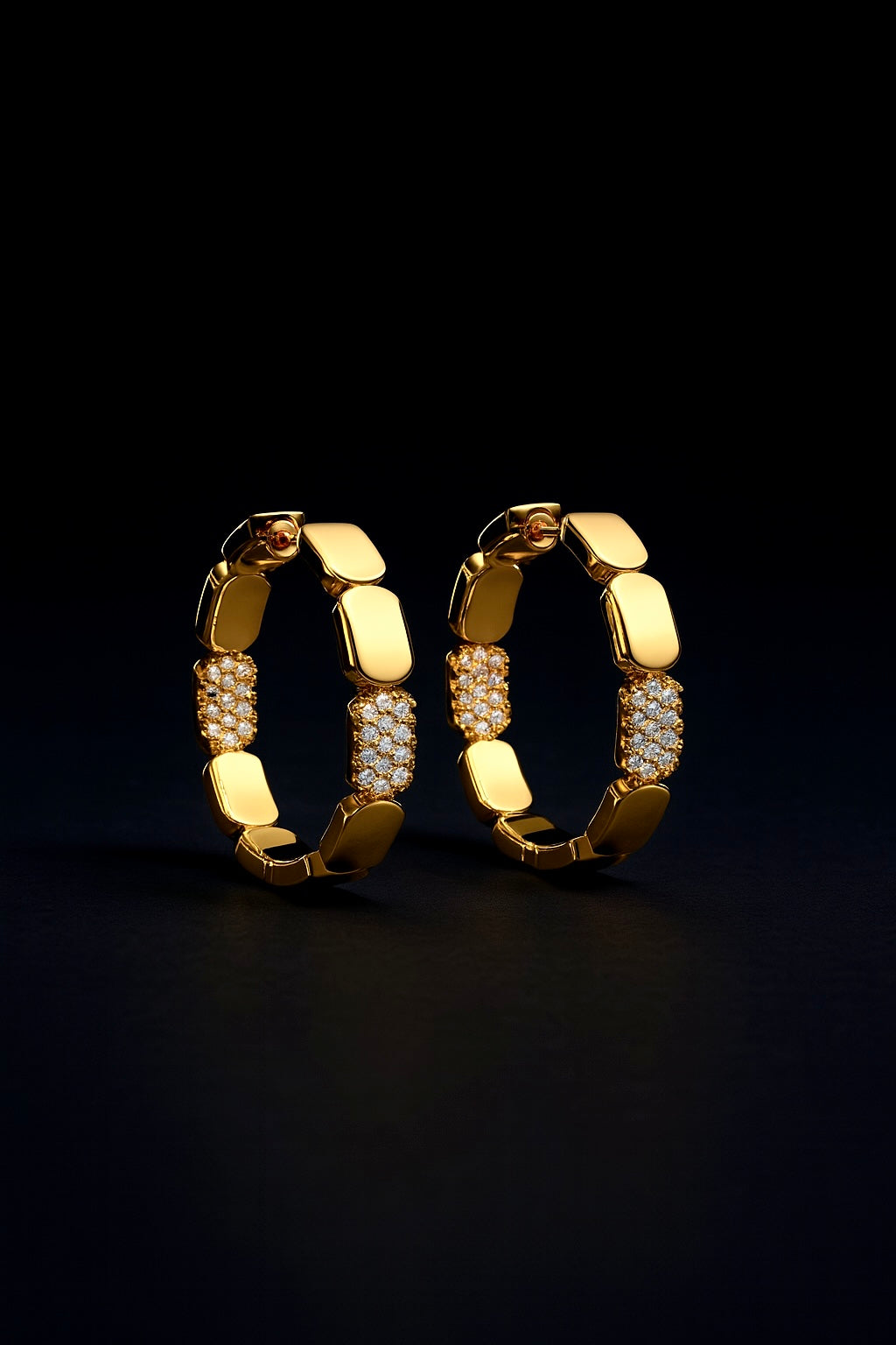 Dainty Gold Hoop Earrings - Small
