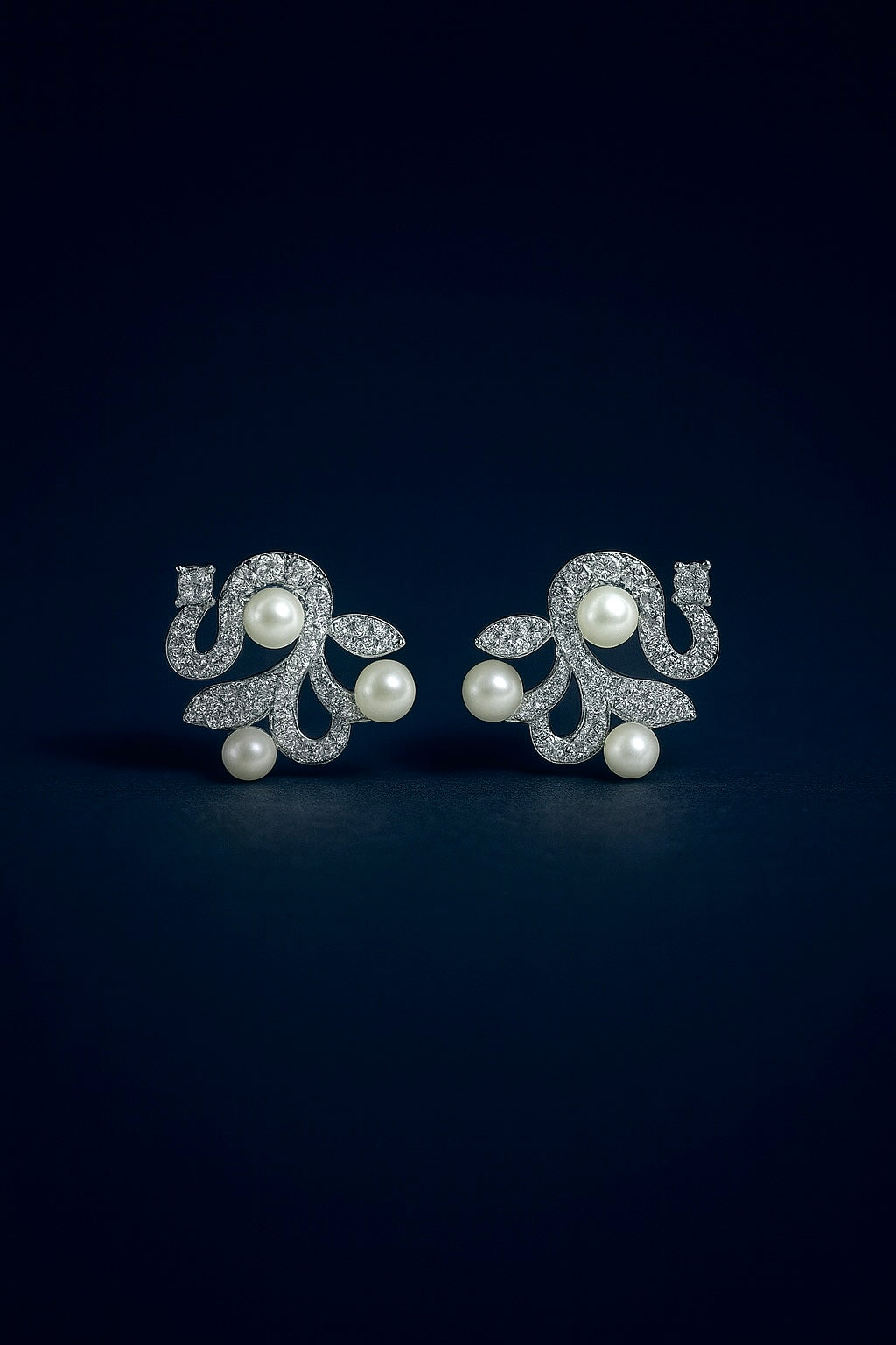 Flower Stud Earrings with Pearls