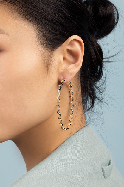 Wavy Gold Hoop Earrings - Large